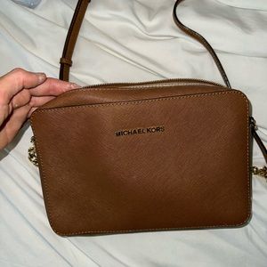 MICHAEL KORS SIDE BAG
